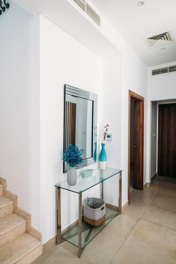 Relaxing Villa With Access To Pool And Beach Ras al-Khaimah Exterior foto